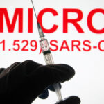 Thông tin về virus Omicron gây hoảng loạn thị trường